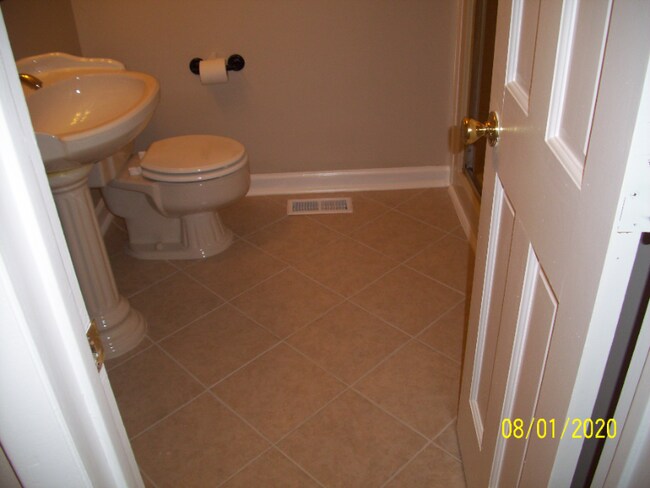 Foto del edificio - 3321 Ingram Dr