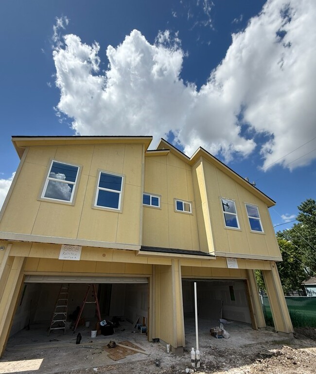 Building Photo - 6808 Ralston St