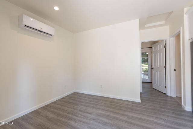 Building Photo - 157 Wapello St