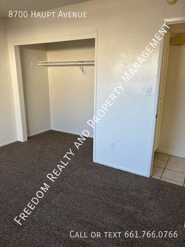 Foto del edificio - 8700 Haupt Ave