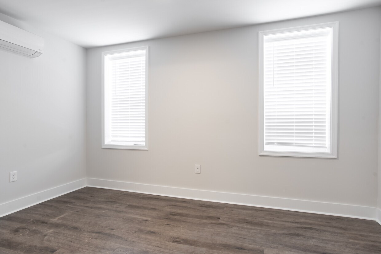 Foto principal - 2332 N Woodstock St