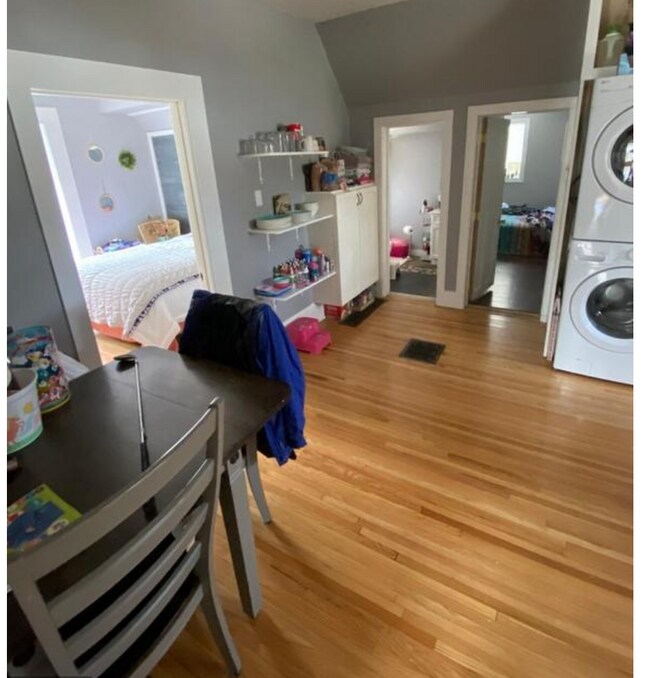 2077 4th St Unit 2, White Bear Lake, MN 55110 Apartments in White