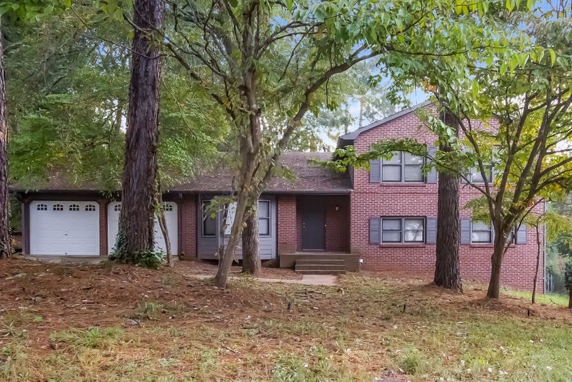 Primary Photo - 2850 Shiloh Way