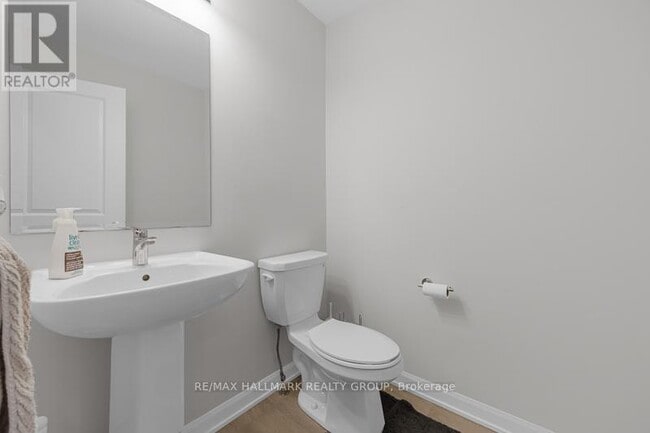Building Photo - 45 Finglas Ct