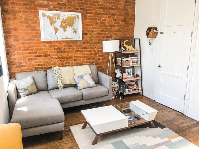 Building Photo - 380 6th Ave