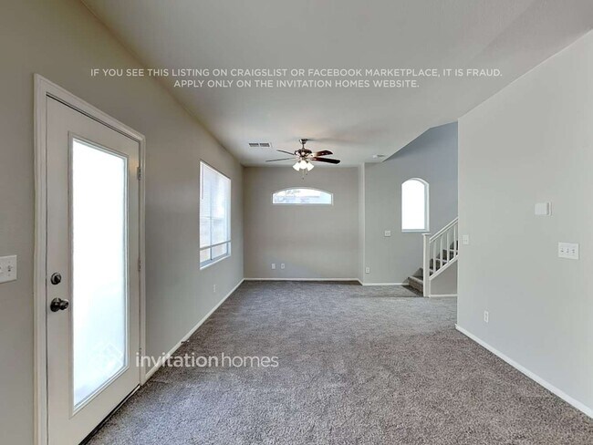 Building Photo - 720 Easter Lily Pl