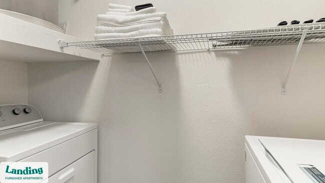 Building Photo - 15777 Quorum Dr