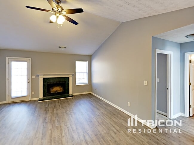 Foto del edificio - 2340 Amber Hills Way