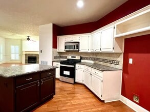 Building Photo - 12803 Birch Falls Rd