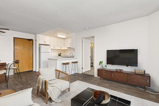 Apartamento remodelado - Plaza - FREE Parking Included*