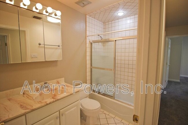 Building Photo - 3581 Cercis Way