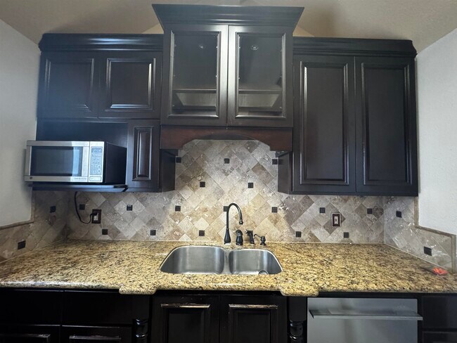 Foto del edificio - 1808 Denmark Ln