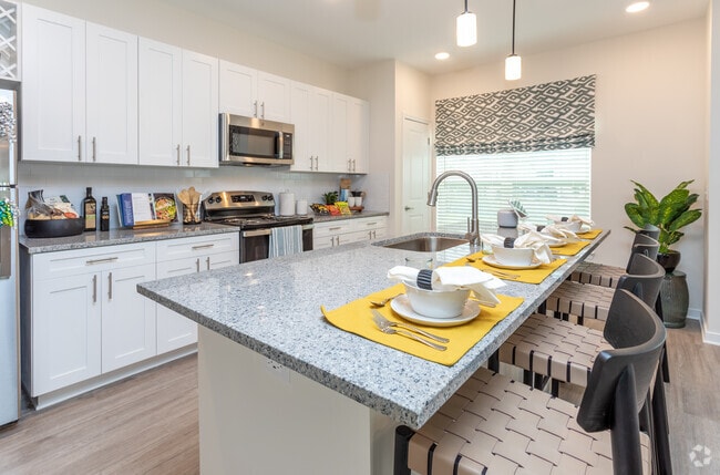 Interior Photo - Exchange at Westgate