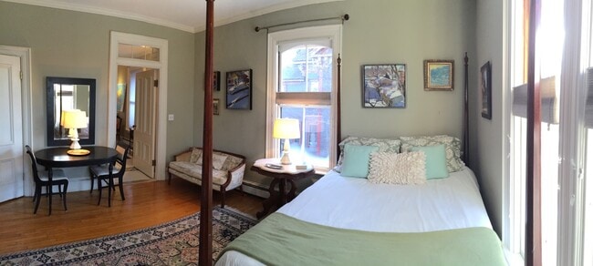 bedroom/living room - 36 Greenough Ave