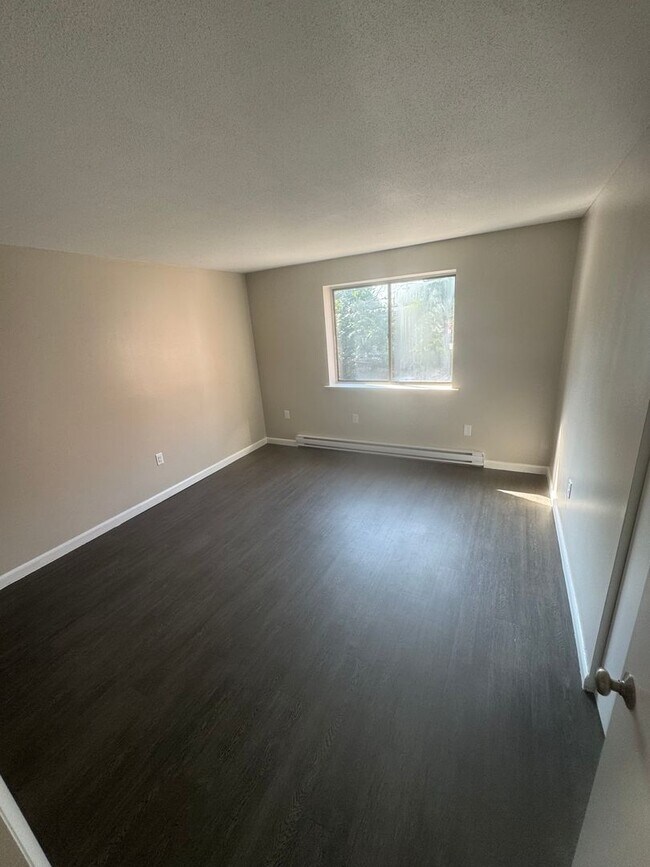 Building Photo - CHAPIN PLACE