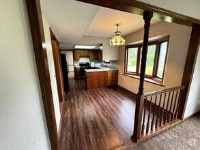 Building Photo - 8928 Sunburst Ln