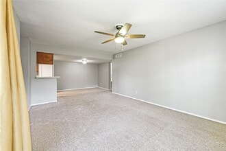 Building Photo - 14777 Wunderlich Dr