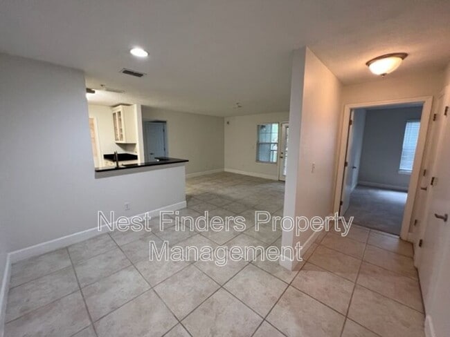 Foto del edificio - 7701 Timberlin Park Blvd