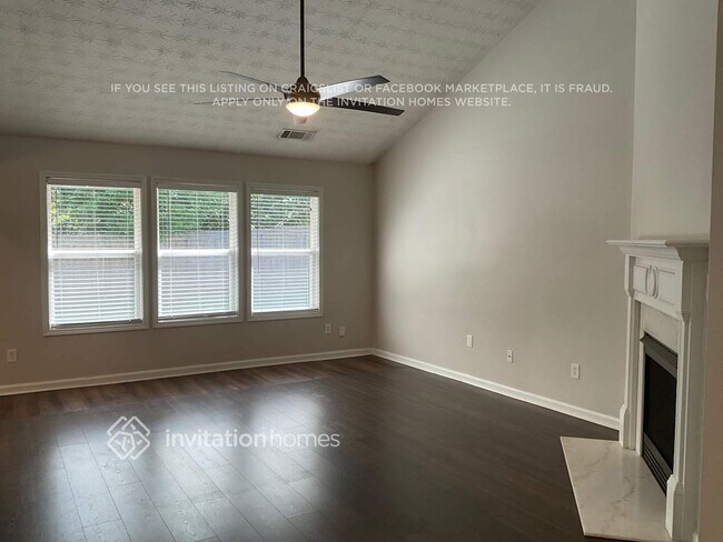 Building Photo - 2481 Radcliffe Ct