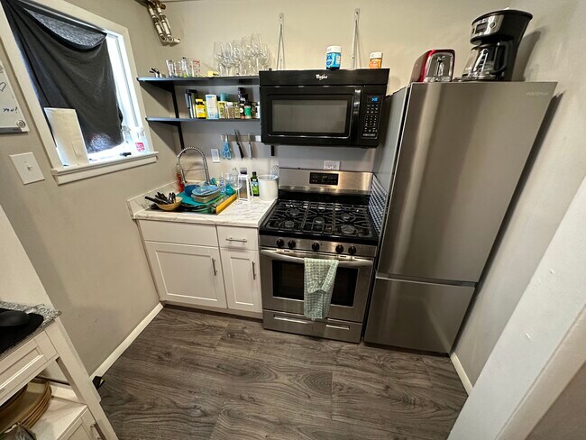 Foto del edificio - 107 N Public Rd