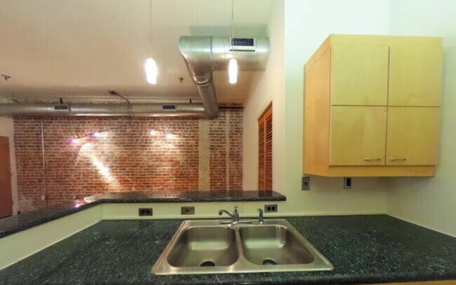 Foto del edificio - 1318 W Broad St