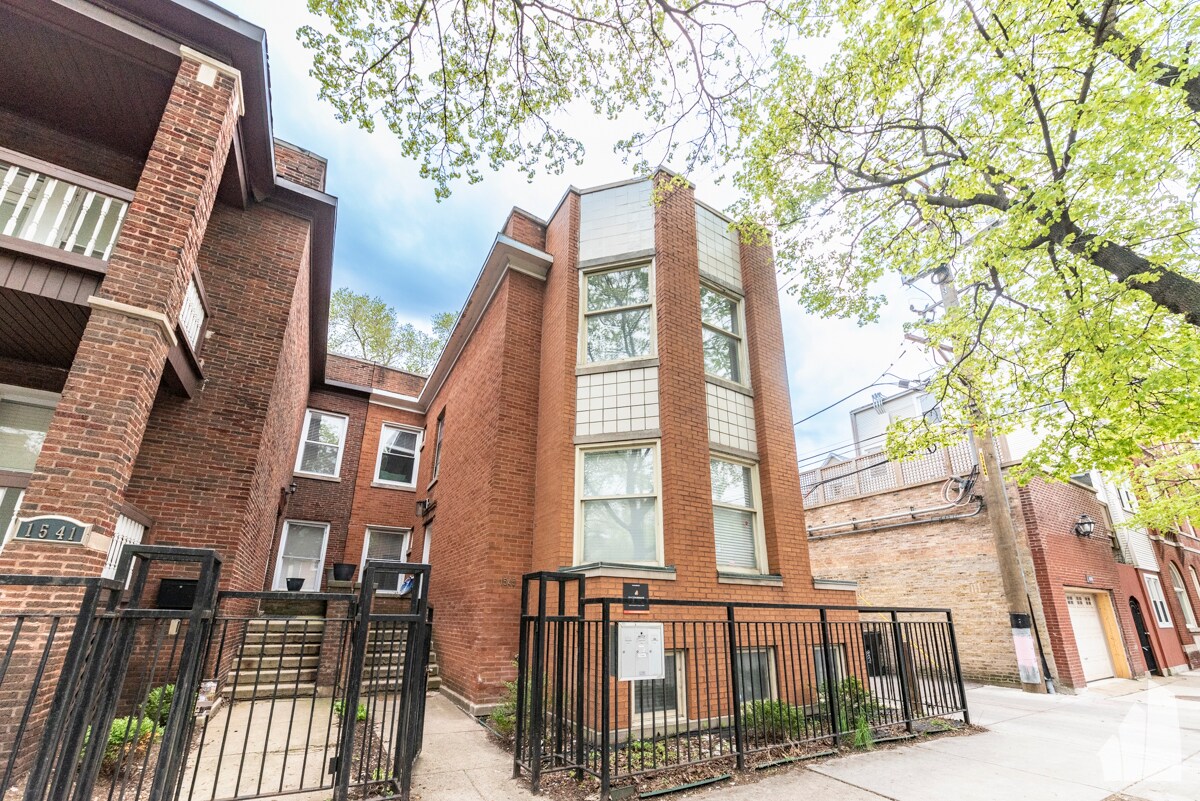 1545 W Addison St Unit G, Chicago, IL 60613 Condo for Rent in Chicago