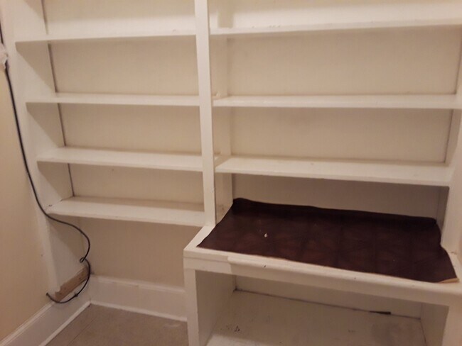 Foto del edificio - 858 Highland Ave NE