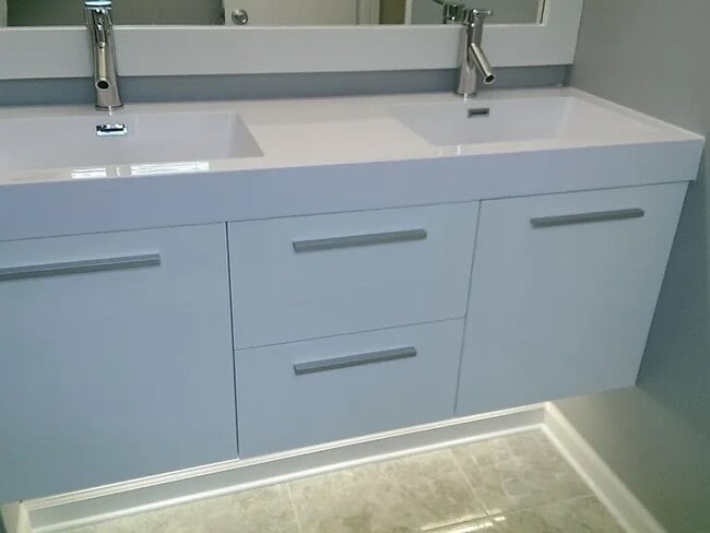 Building Photo - 1032 Oakstone Dr