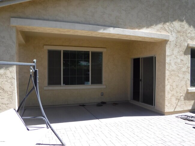 Foto del edificio - 3391 E Yellowstone Pl