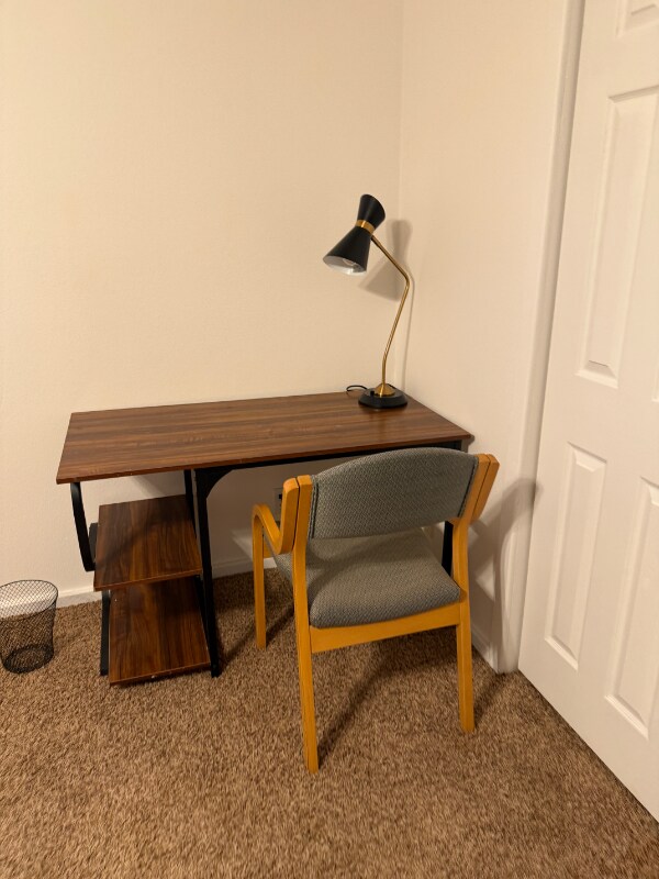 Foto del edificio - 1319 W Hasket Cir