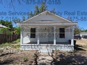 Building Photo - 613 N Guadalupe St