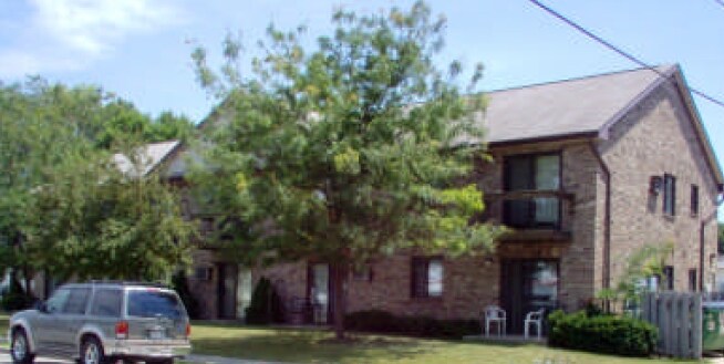 Historic Folleto de marketing - 2101-2113 S 75th St