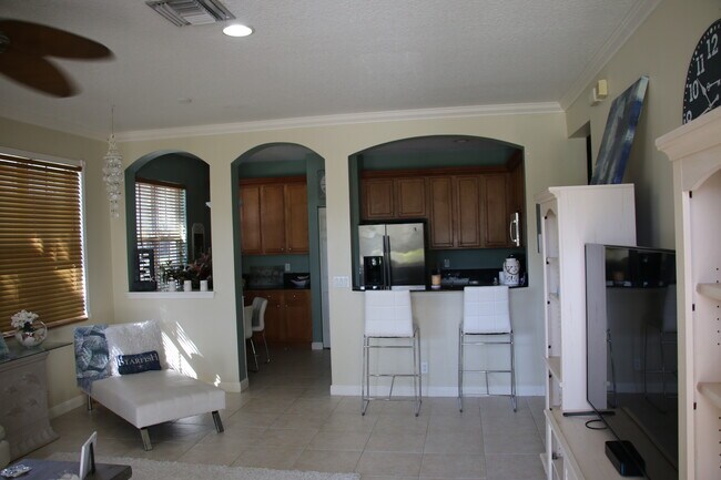 Building Photo - 135 Evergrene Pky