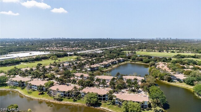 Foto del edificio - 15543 Monterosso Ln