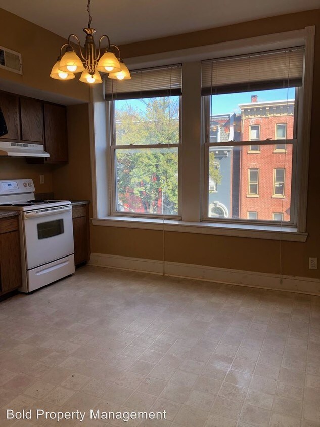 Foto principal - 456 Bingaman St