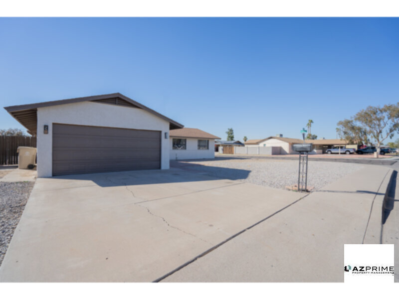 Primary Photo - Gorgeous 3/2 Glendale Gem - Your Perfect H...