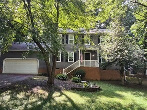 Building Photo - 7900 Flag Tail Dr