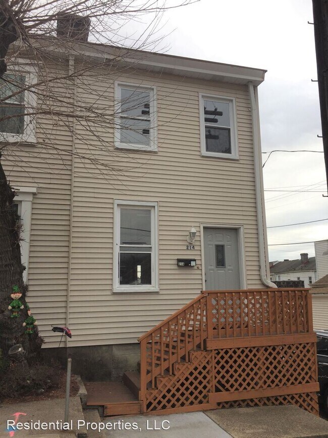 Building Photo - 2 br, 1 bath House - 214 Sheridan Street