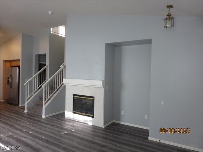 Building Photo - 989 Veranda View Ave