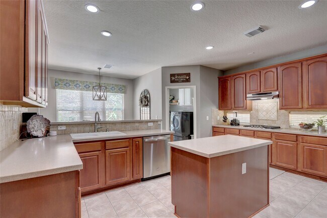 Foto del edificio - 19 S Linton Ridge Cir