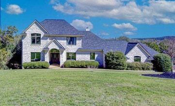 Building Photo - 4800 Mantle Dr