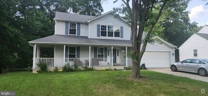 Building Photo - 2607 Meadowsweet Dr