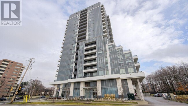 Photo du bâtiment - 3121-3121 Sheppard Ave E