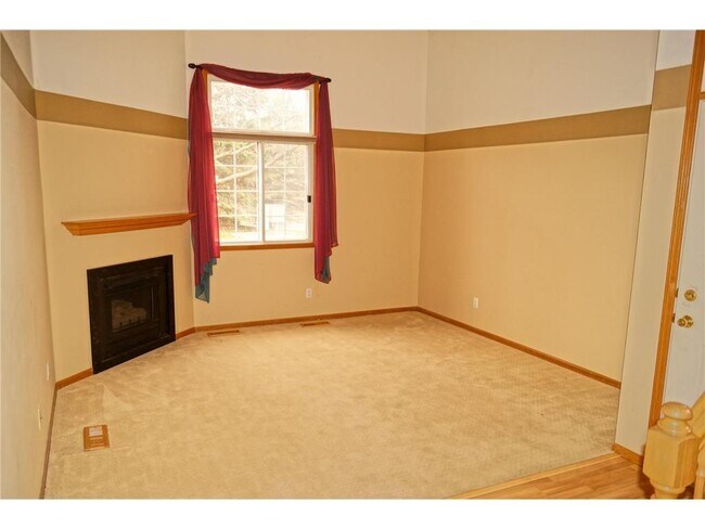 Building Photo - 13718 Anderson Lakes Pkwy