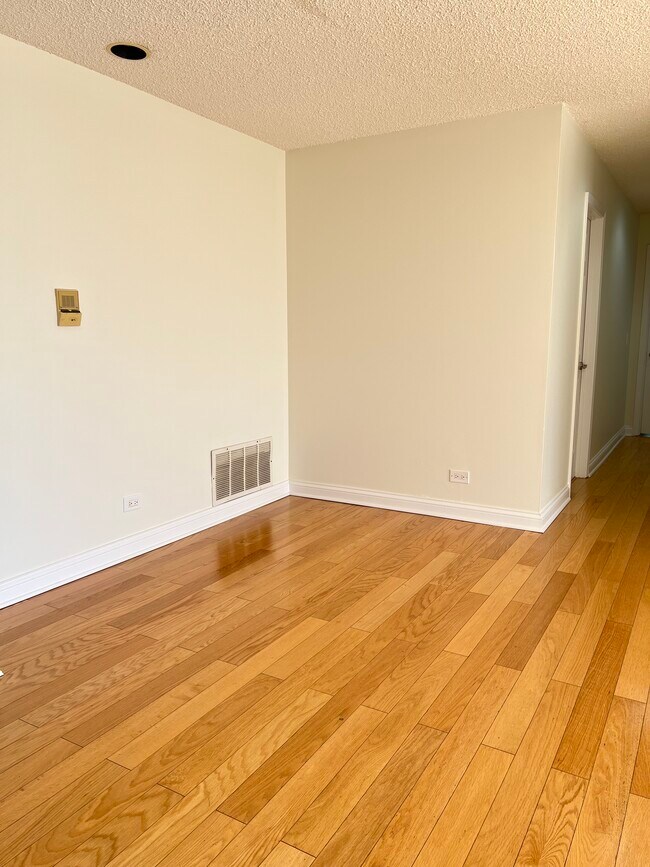 Foto del edificio - 247 Coventry Cir