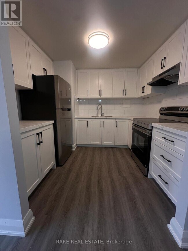 Building Photo - 99 Bellevue Ave