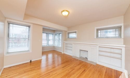 Building Photo - 7505 N Greenview Ave