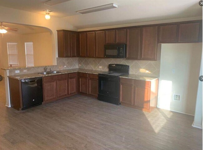 Foto del edificio - 12207 Stoneridge Gap Ln