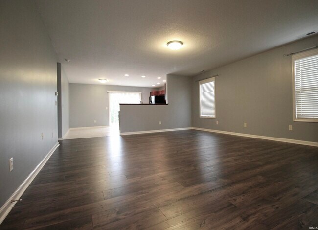 Building Photo - 10153 Archstone Cove