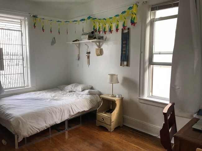 Building Photo - 147 STREET